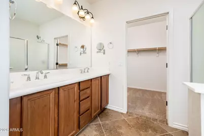 685 E Hummingbird Way, Gilbert, AZ 85297 - Photo 22