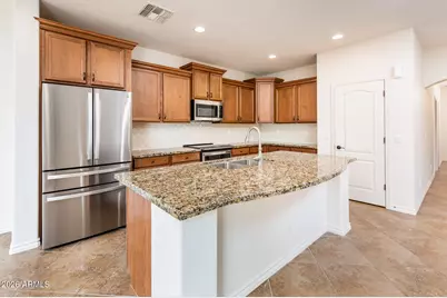 685 E Hummingbird Way, Gilbert, AZ 85297 - Photo 14