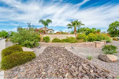 685 E Hummingbird Way, Gilbert, AZ 85297 - Photo 42