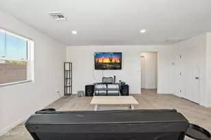 509 E Centre Ave, Buckeye, AZ 85326 - Photo 12