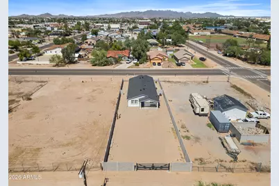 509 E Centre Avenue, Buckeye, AZ 85326 - Photo 4