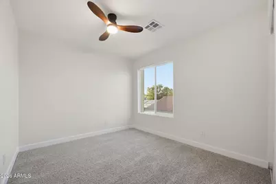 2416 W Caribbean Lane #2, Phoenix, AZ 85023 - Photo 20