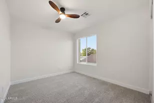 2416 W Caribbean Ln, Phoenix, AZ 85023 - Photo 20