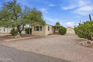 392 N Buckhorn Ct, Queen Valley, AZ 85118 - Photo 1
