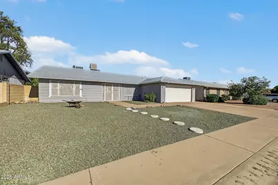 11429 S Pawnee Circle, Phoenix, AZ 85044 - Photo 2
