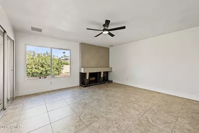 11429 S Pawnee Circle, Phoenix, AZ 85044 - Photo 12