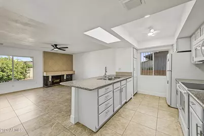 11429 S Pawnee Circle, Phoenix, AZ 85044 - Photo 16