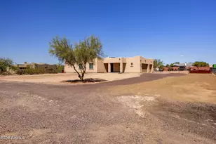 40712 N 3rd Ave, Phoenix, AZ 85086 - Photo 2