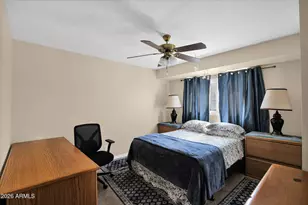 2930 E Clarendon Ave, Phoenix, AZ 85016 - Photo 14