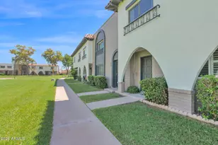 2930 E Clarendon Ave, Phoenix, AZ 85016 - Photo 1