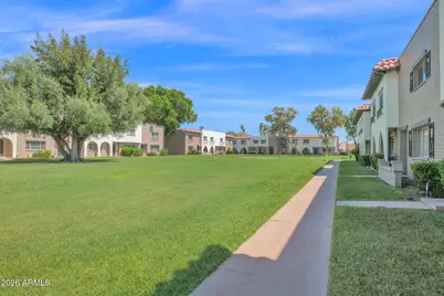 2930 E Clarendon Avenue, Phoenix, AZ 85016 - Photo 2