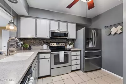 13413 N 111th Avenue, Sun City, AZ 85351 - Photo 14