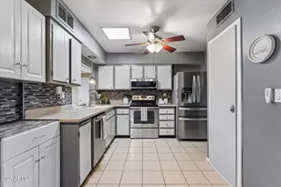 13413 N 111th Ave, Sun City, AZ 85351 - Photo 2