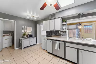 13413 N 111th Avenue, Sun City, AZ 85351 - Photo 16