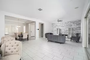 9752 W Rowel Rd, Peoria, AZ 85383 - Photo 10