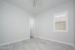 9752 W Rowel Rd, Peoria, AZ 85383 - Photo 26