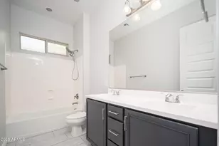 9752 W Rowel Rd, Peoria, AZ 85383 - Photo 32