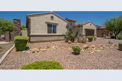 9752 W Rowel Road, Peoria, AZ 85383 - Photo 4