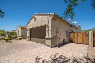 9752 W Rowel Rd, Peoria, AZ 85383 - Photo 6