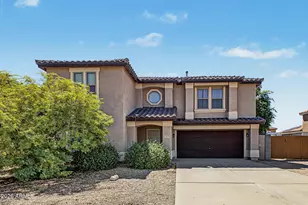 10609 W Daley Ln, Peoria, AZ 85383 - Photo 2