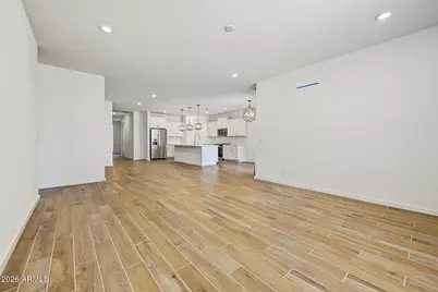 219 S 175th Avenue, Goodyear, AZ 85338 - Photo 6