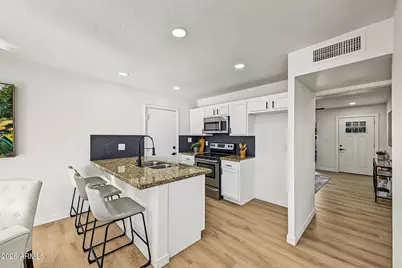 18210 N 23rd Avenue, Phoenix, AZ 85023 - Photo 10