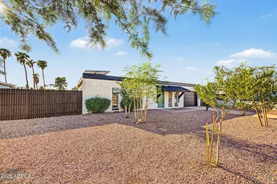 18210 N 23rd Avenue, Phoenix, AZ 85023 - Photo 2