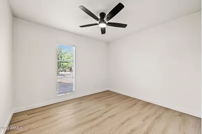 18210 N 23rd Avenue, Phoenix, AZ 85023 - Photo 18