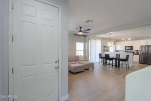 986 S Hawk Ln, Gilbert, AZ 85296 - Photo 6