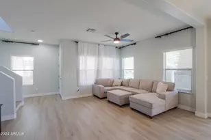 986 S Hawk Ln, Gilbert, AZ 85296 - Photo 8