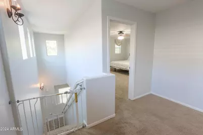 986 S Hawk Lane, Gilbert, AZ 85296 - Photo 18