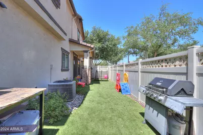 986 S Hawk Lane, Gilbert, AZ 85296 - Photo 30