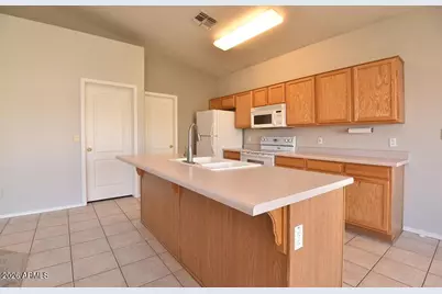 4560 E Olney Avenue, Gilbert, AZ 85234 - Photo 10