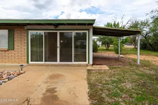 79 E Hawthorne St, Huachuca City, AZ 85616 - Photo 2