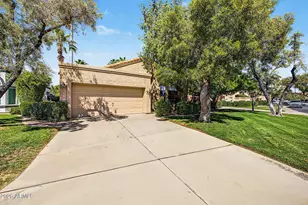 322 E Hearne Way, Gilbert, AZ 85234 - Photo 1