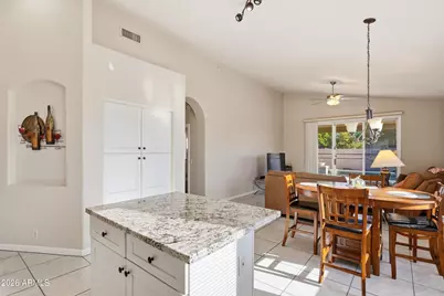 7360 E Lakeview Avenue, Mesa, AZ 85209 - Photo 12
