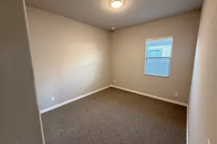 18942 W Laurel Ln, Surprise, AZ 85388 - Photo 10