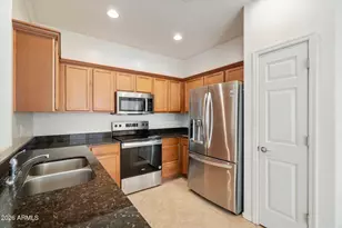 2680 N 73rd Gln Glen, Phoenix, AZ 85035 - Photo 6