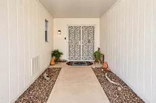 19209 N Sombrero Circle, Sun City, AZ 85373 - Photo 14