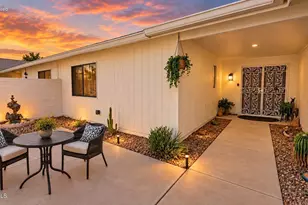 19209 N Sombrero Circle, Sun City, AZ 85373 - Photo 2