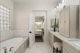1427 W Saltsage Dr, Phoenix, AZ 85045 - Photo 20
