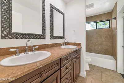 8030 E Via Sierra Drive, Scottsdale, AZ 85258 - Photo 20
