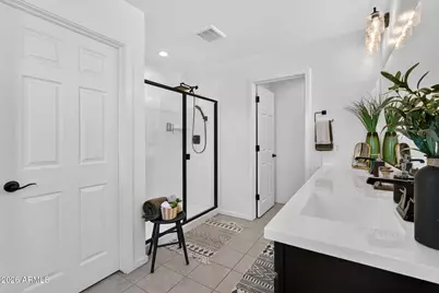17766 W Red Fox Road, Surprise, AZ 85387 - Photo 32