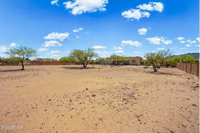 2818 W Tanya Trail, Phoenix, AZ 85086 - Photo 34