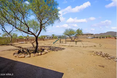 2818 W Tanya Trail, Phoenix, AZ 85086 - Photo 36