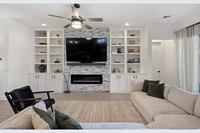21242 W Hillcrest Boulevard, Buckeye, AZ 85396 - Photo 12