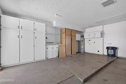 10806 W Pineaire Drive, Sun City, AZ 85351 - Photo 32