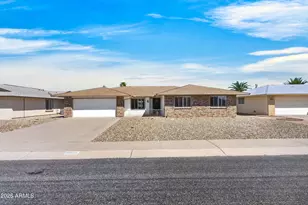 10806 W Pineaire Dr, Sun City, AZ 85351 - Photo 1