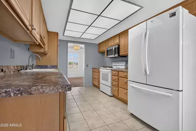 10806 W Pineaire Drive, Sun City, AZ 85351 - Photo 16