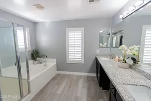 12038 W Leather Ln, Peoria, AZ 85383 - Photo 16